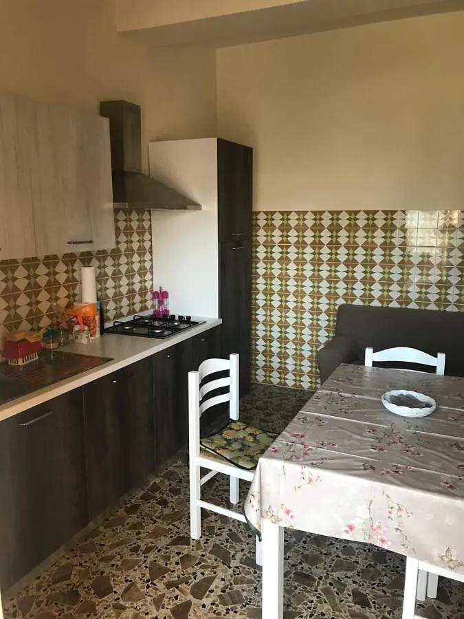 Apartment Appartamento Venetico Marina