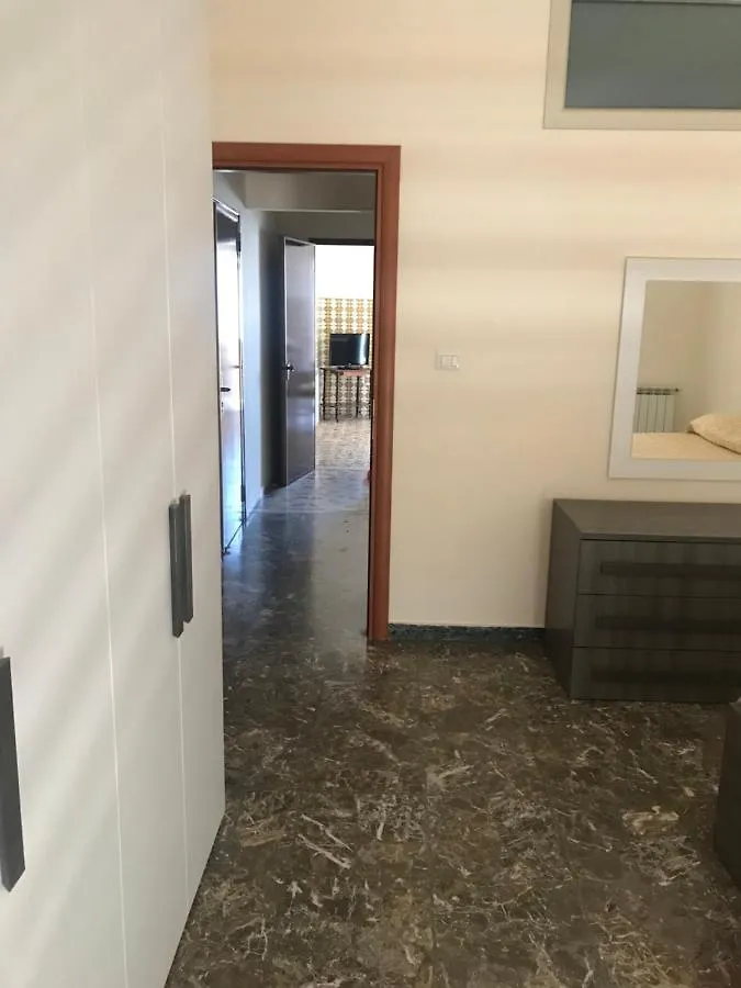 Apartment Appartamento Venetico Marina